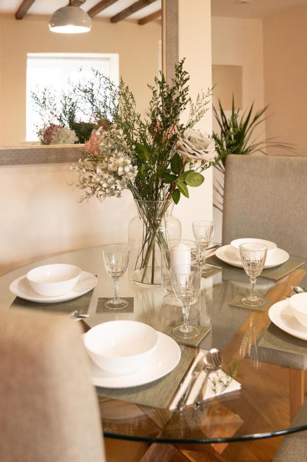 2 Bedroom Charming & Luxury Malt Cottage, Garden, Netflix, Free Parking Bourton-on-the-Water Exteriör bild